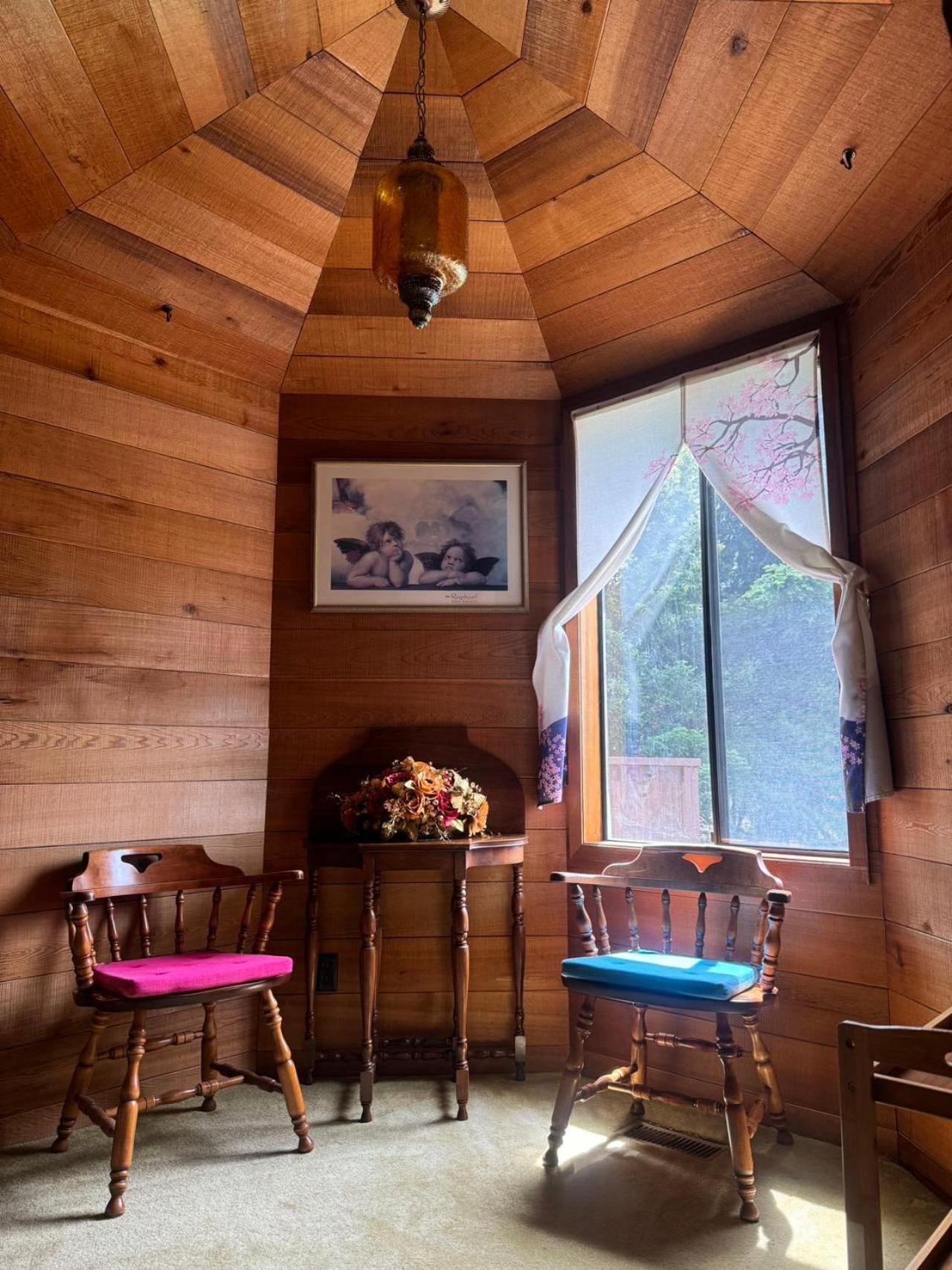 Jason House - Immaculate In A Quiet Seaside Neighbourhood Near Uvic Guest house *